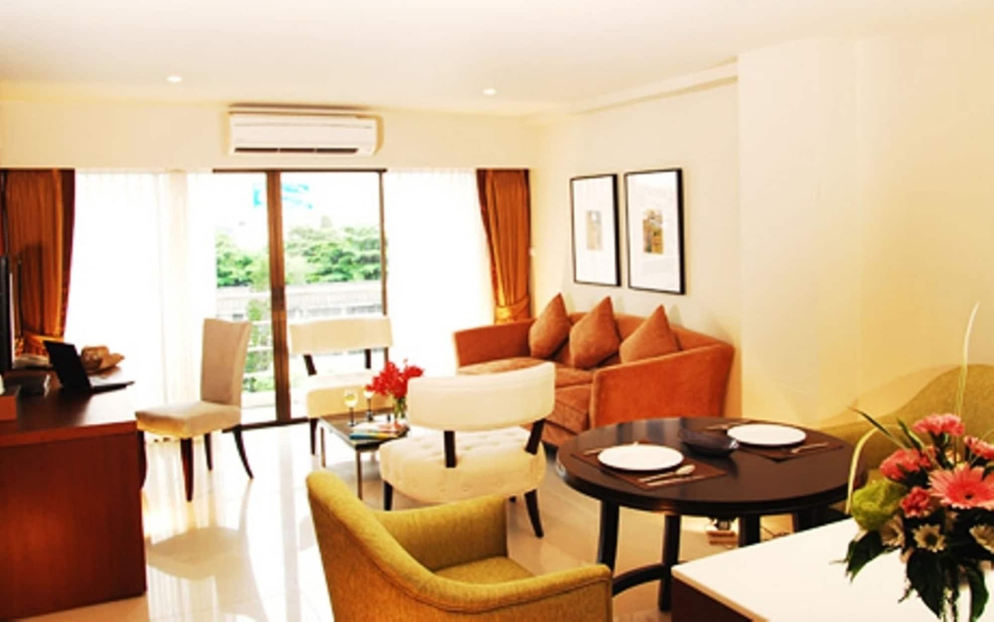 Ziniza The Boutique Service Apartment Бангкок Экстерьер фото