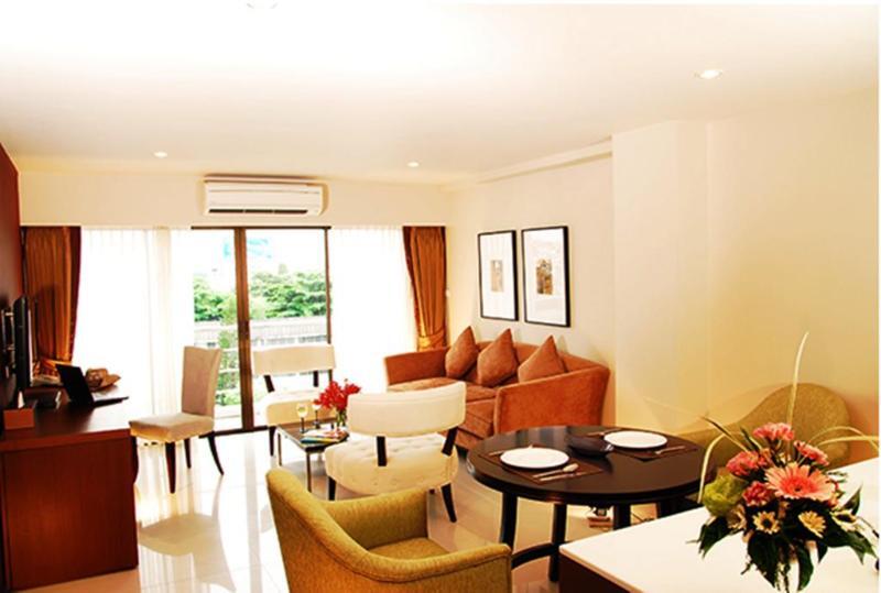 Ziniza The Boutique Service Apartment Бангкок Экстерьер фото